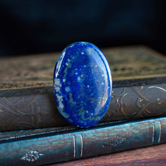 Cabochon Ovale en Lapis Lazuli | Intuition et Vérité Intérieure