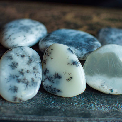 Agate Dendritique (Merlinite) | Pierre Plate Naturelle de Madagascar